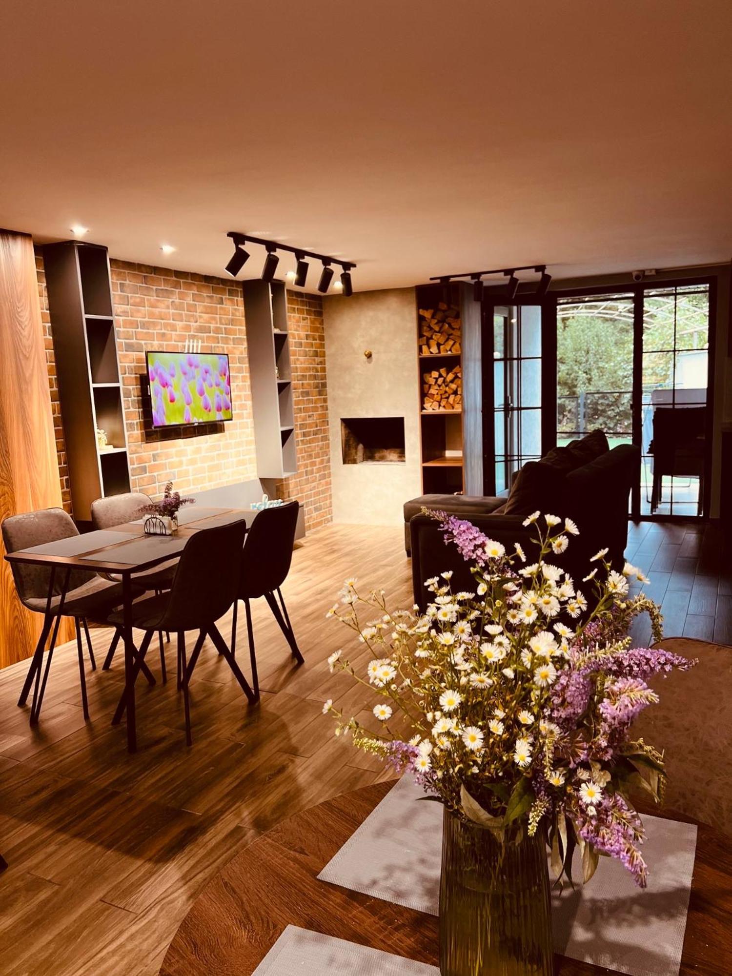 Likani Home بورجومي المظهر الخارجي الصورة